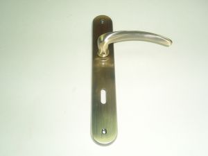 Дръжка LIRA обикновен ключ 70мм.цвят- графитен месинг.Разпродажба.